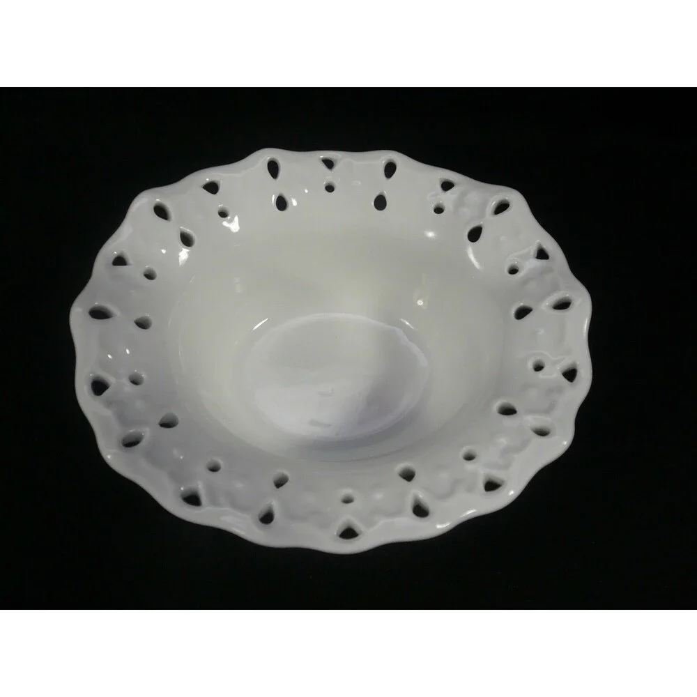 Ruffles Ruffled Rim Porcelain Bowl 5.5